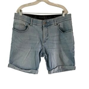 Lee Women Shorts Size 16